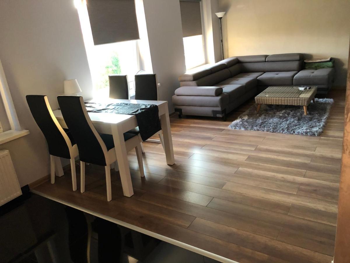 Apartament Moniuszki Kędzierzyn-Koźle Buitenkant foto