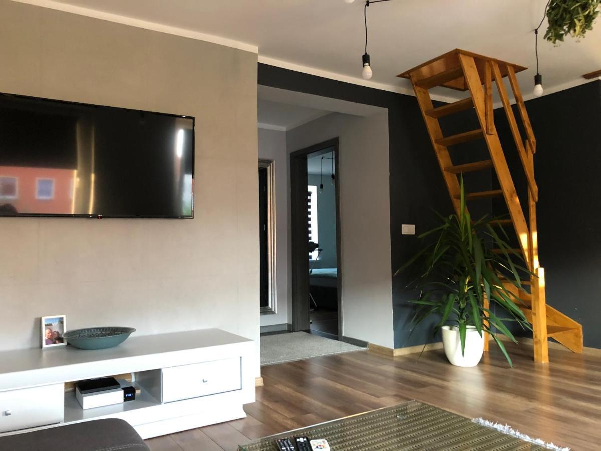 Apartament Moniuszki Kędzierzyn-Koźle Buitenkant foto