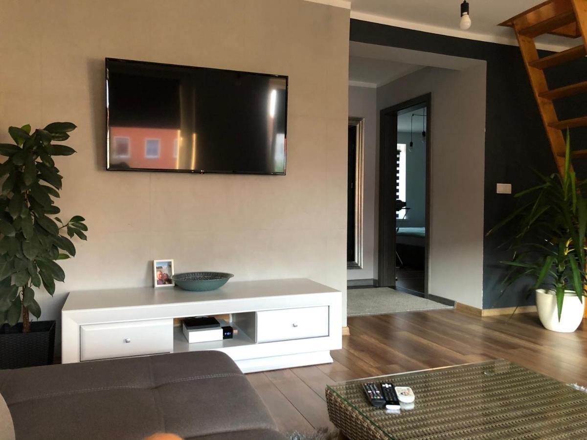 Apartament Moniuszki Kędzierzyn-Koźle Buitenkant foto